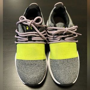 Under Armour Sneakers